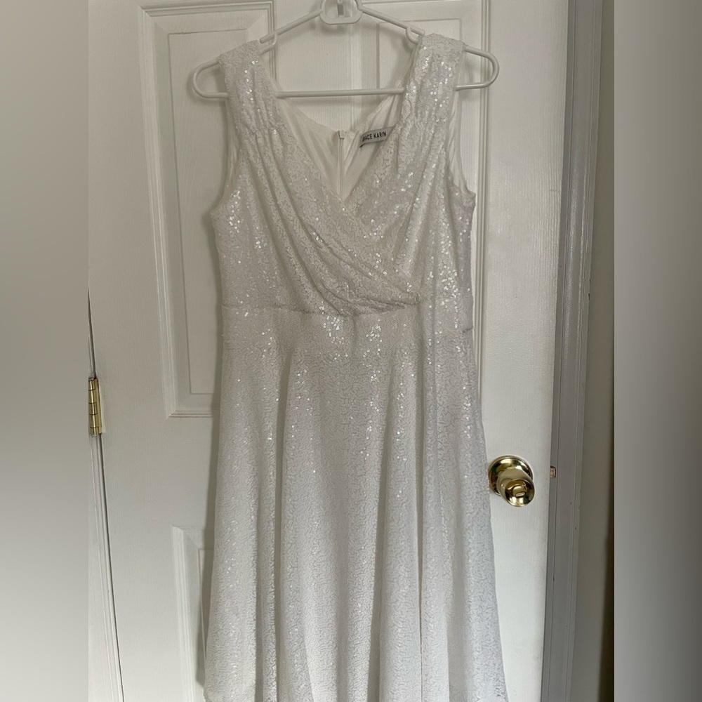 GRACE KARIN White Sequin Sleeveless A- Line Party Dress. Knee- mid length size L